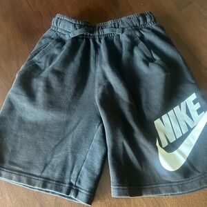 Nike sweat shorts Black Boys L
